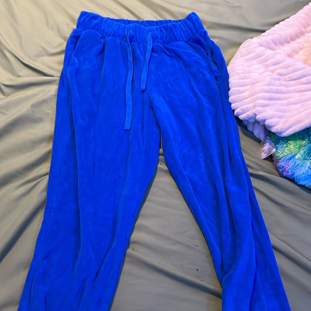 blue joggers